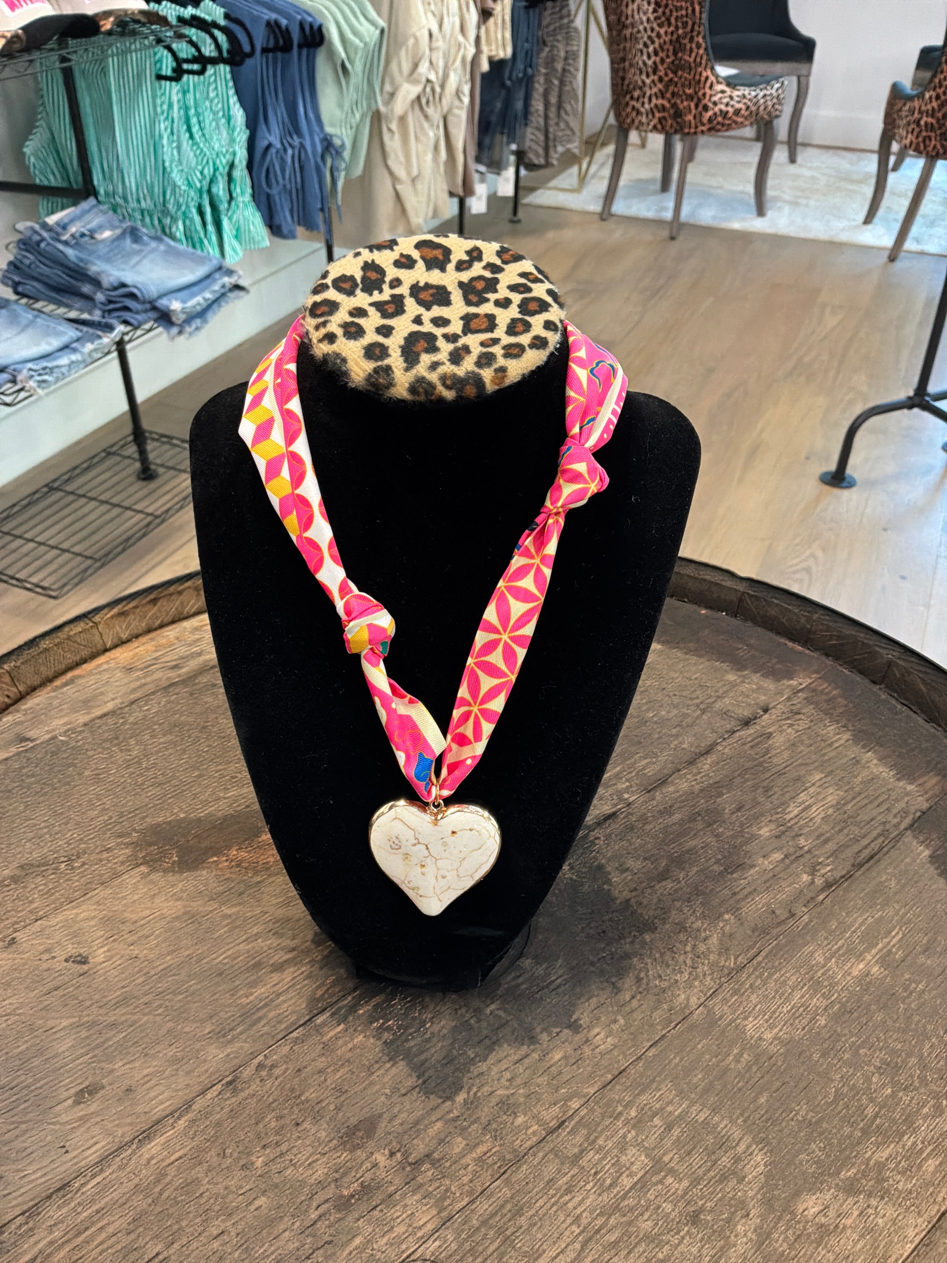 Scarf multi color necklace heart