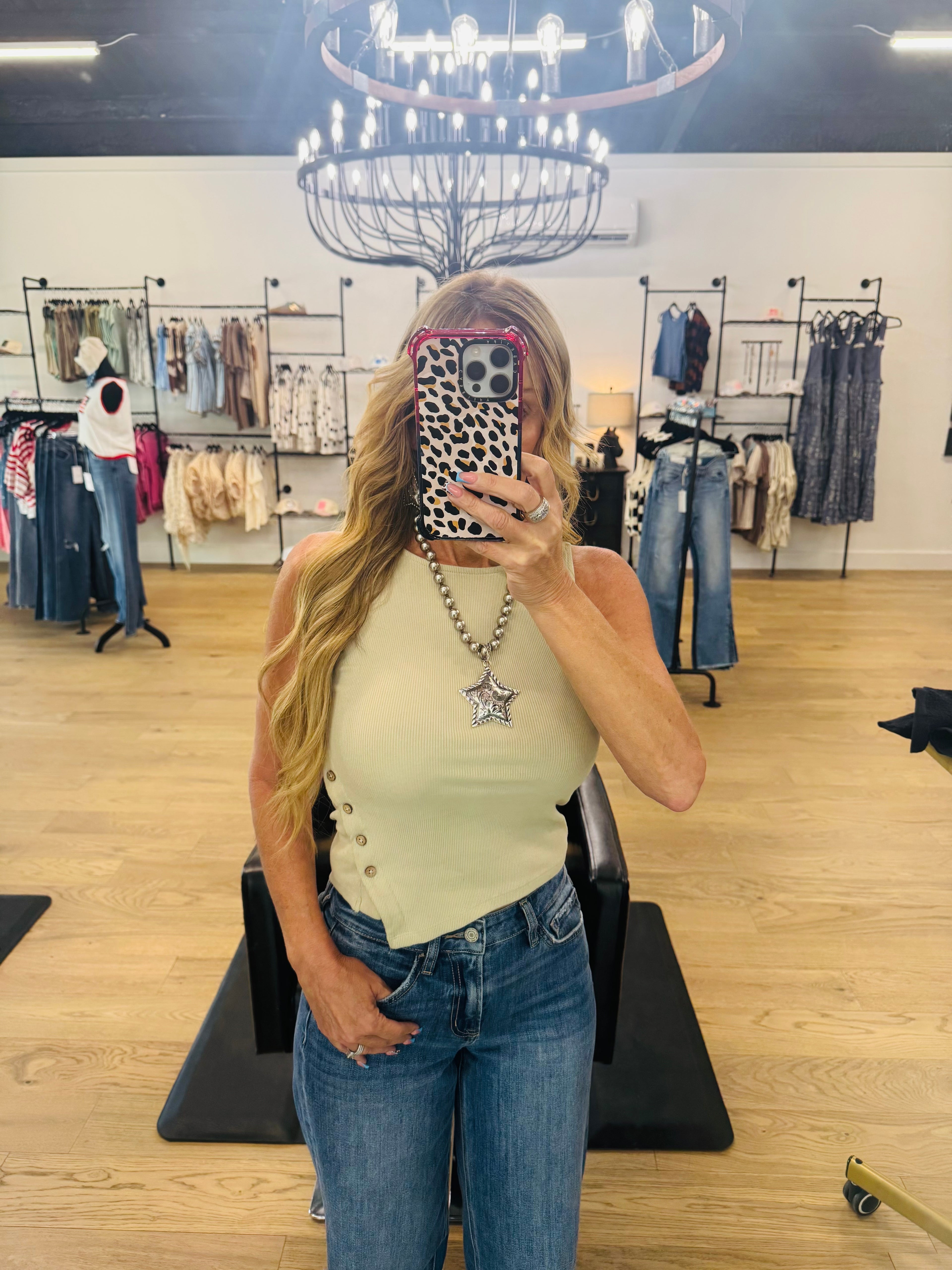 Miou muse button tank