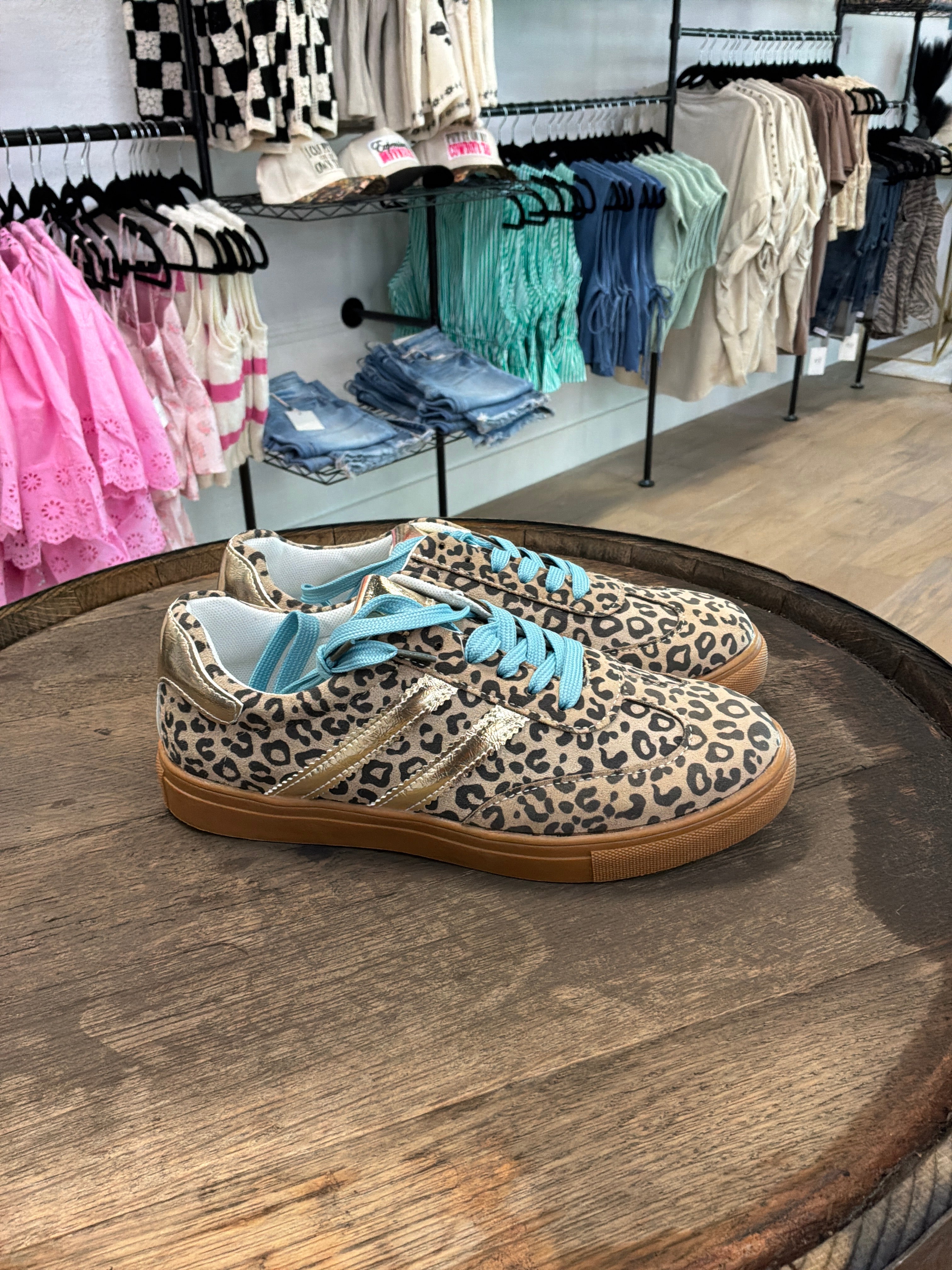 Leopard sneaker