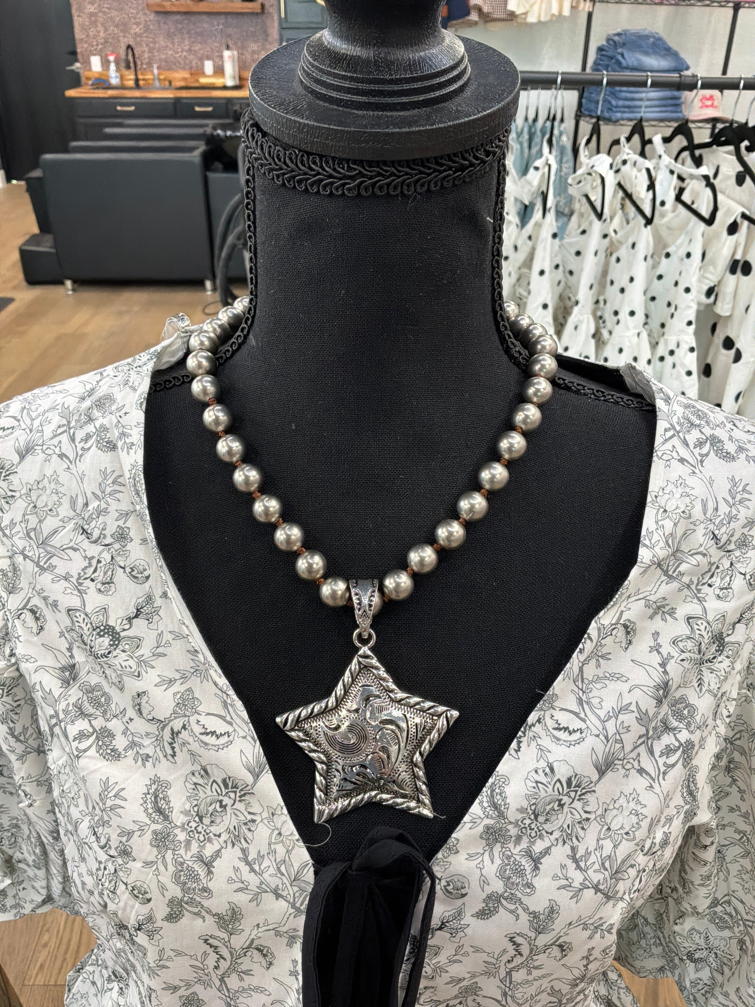 Chunky Star Necklace