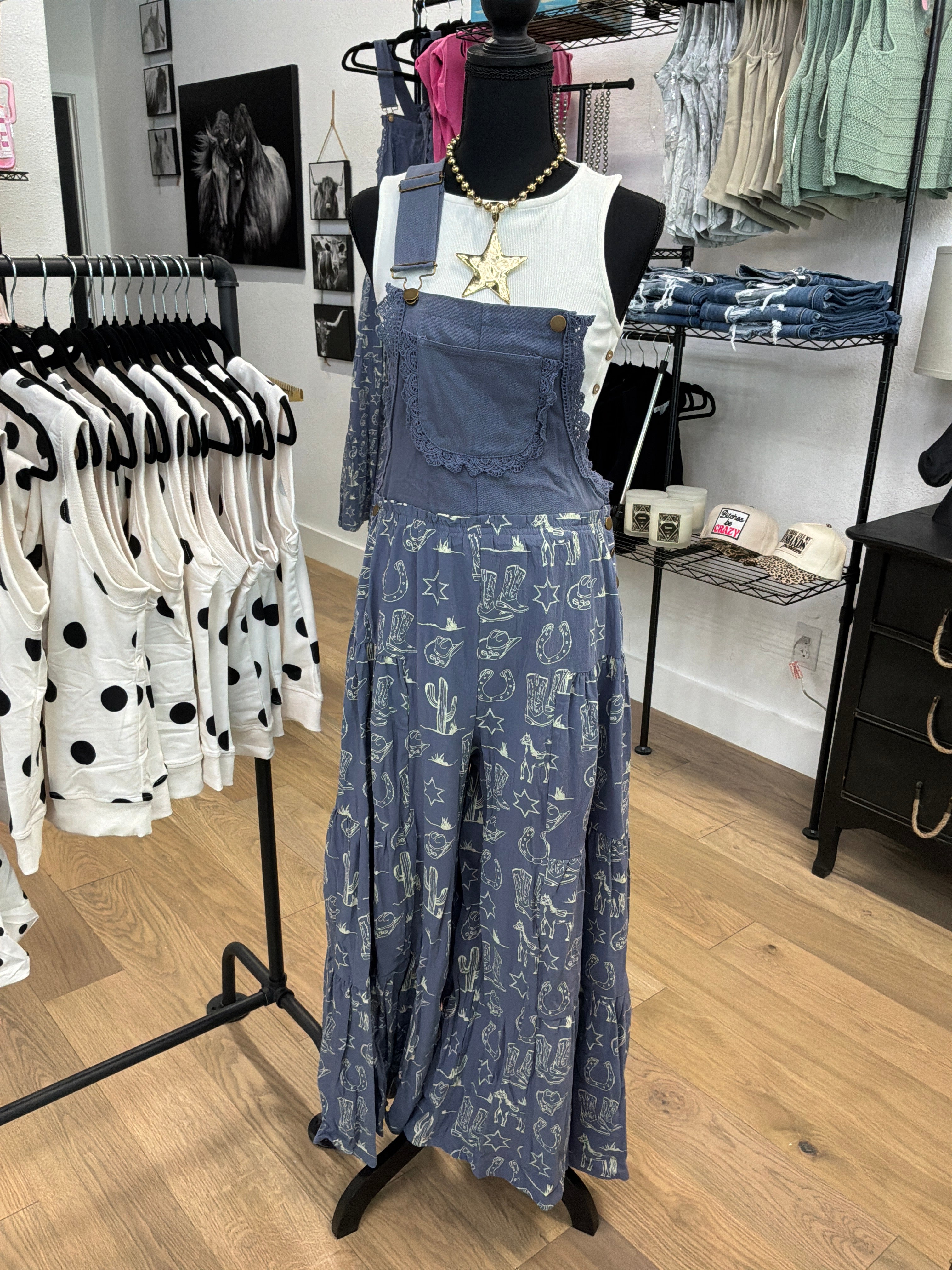 Eesome overalls