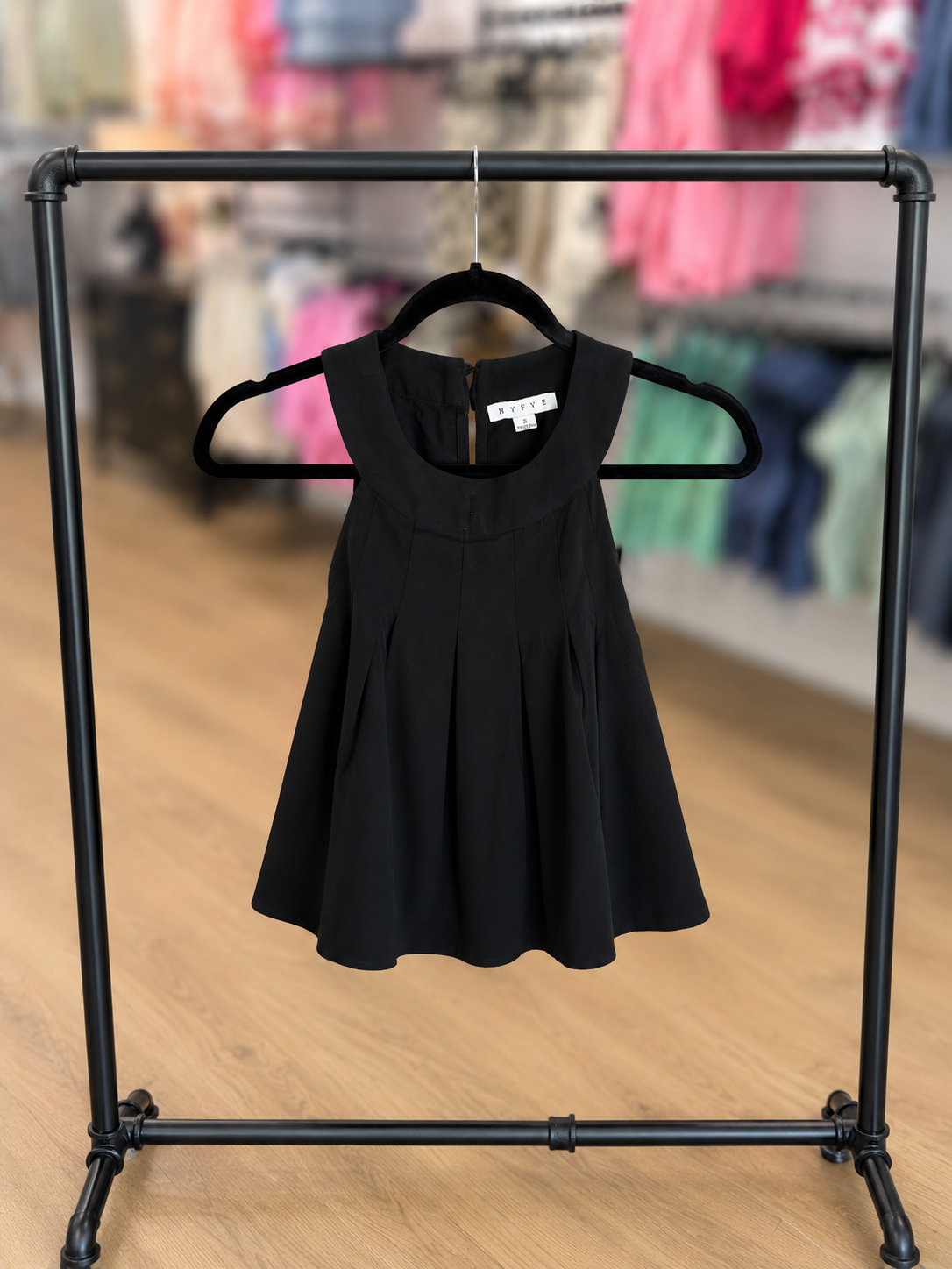 Hyfve high neck tank