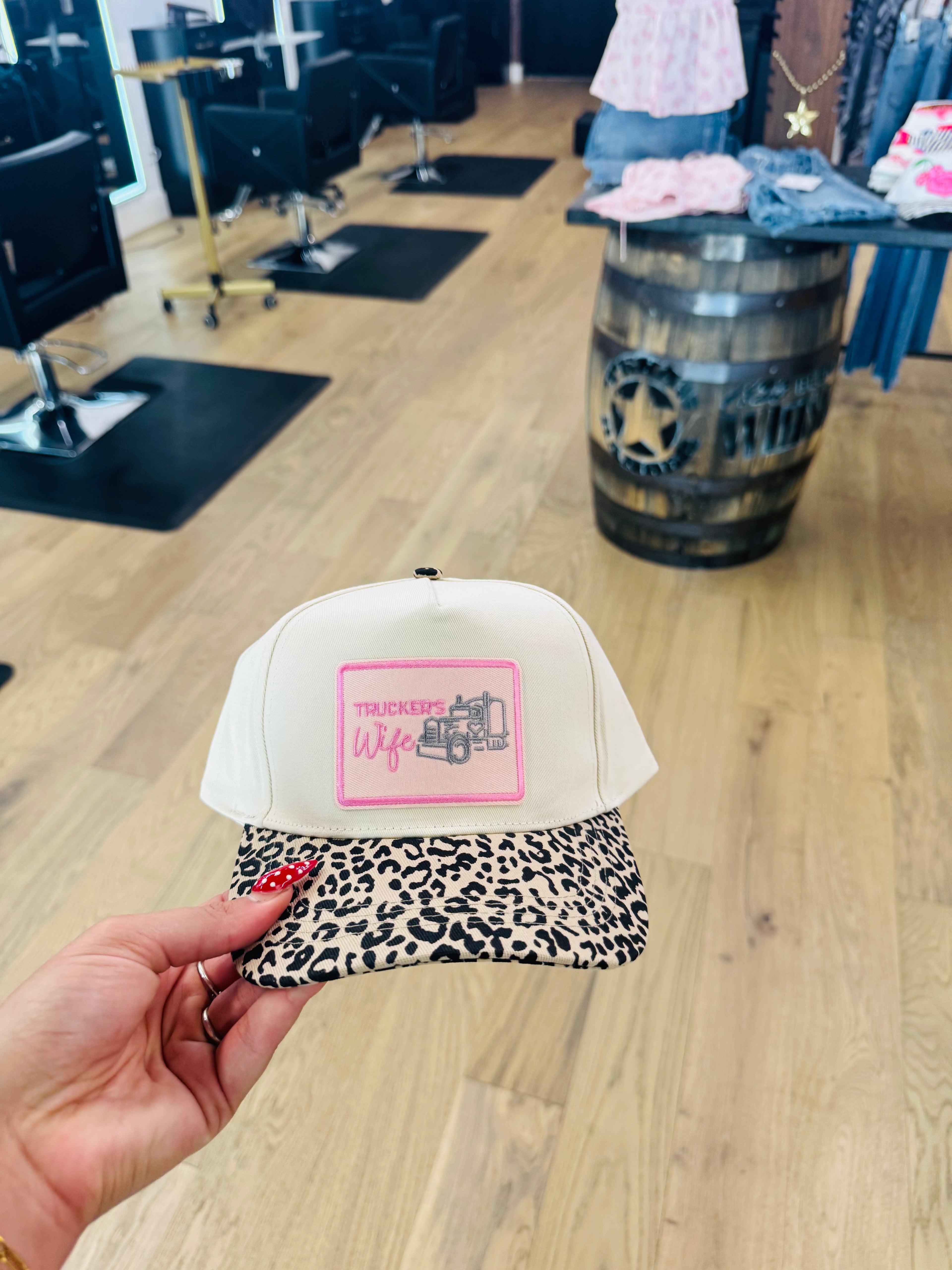 Leopard truckers hat